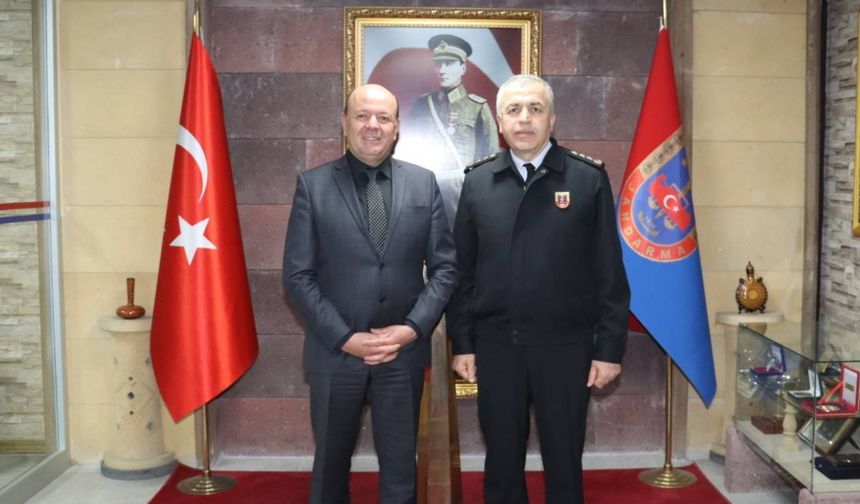 Başkan Özmen'den İl Jandarma Komutanı Yakın'a ziyaret