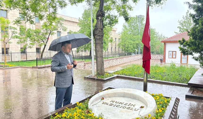 Nevşehir Milletvekili Özgün, Yazıcıoğlu'nun kabrini ziyaret etti