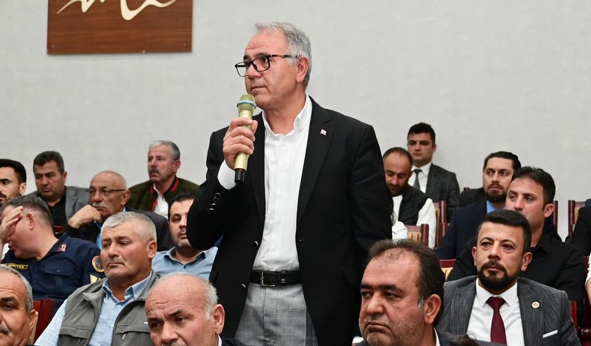 Nevşehir Valisi Fidan, muhtarlarla buluştu