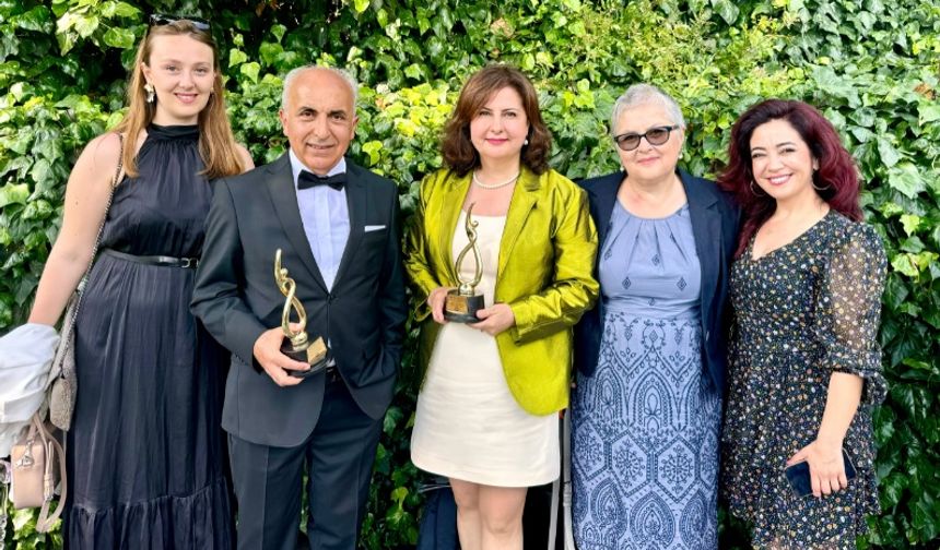 Derya Yazar Atasever'e “Altın Deklanşör” ödülü