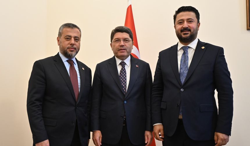 Milletvekilleri Adalet Bakanı Tunç ile Nevşehir'i görüştü