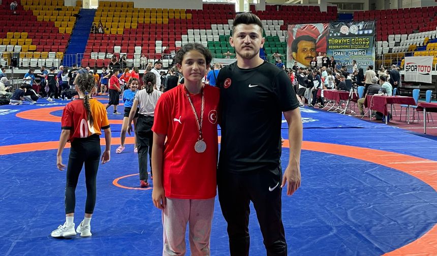 Nevşehir Gazi Ortaokulu öğrencisi Türkiye Şampiyonu oldu