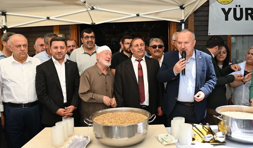 Vali Fidan ve Başkan Arı Nevşehir Gör-Bir’de aşure dağıttı