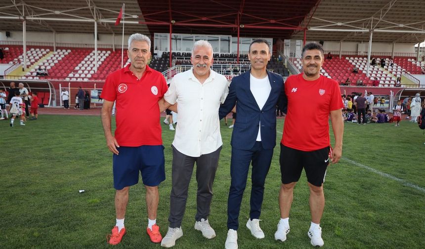 Nevşehir'de U12 Minikler Futbol Şenliği Sona Erdi