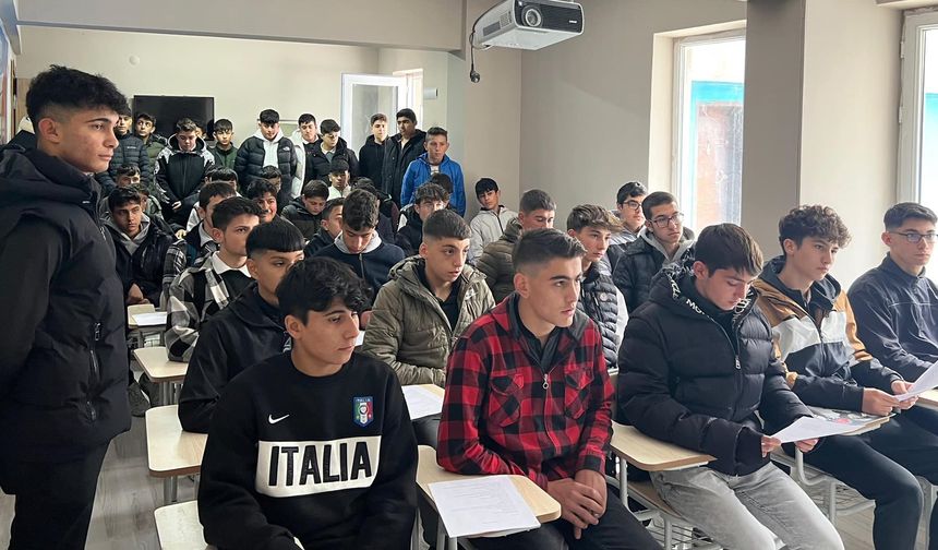 Nevşehir Ülkü Ocaklarında ’32 Farz ve 54 Farz' semineri