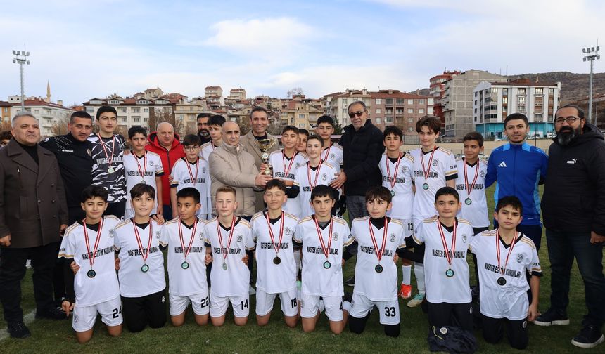 Nevşehirgücü U14 Liginde namağlup şampiyon