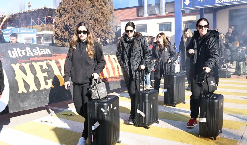 Galatasaray kafilesi Nevşehir'de coşkuyla karşılandı