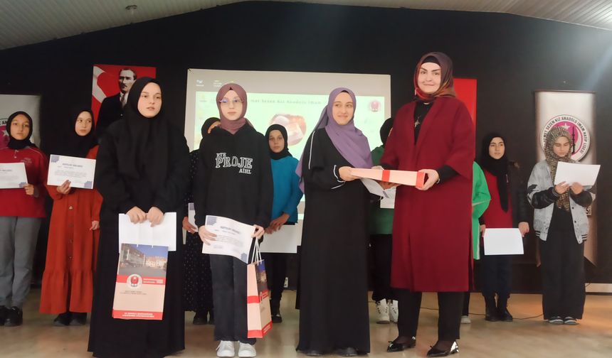 İmam Hatip Liseleri ve İmam Hatip Ortaokulları Arası Mesleki Yarışmalar Nevşehir'de Başladı