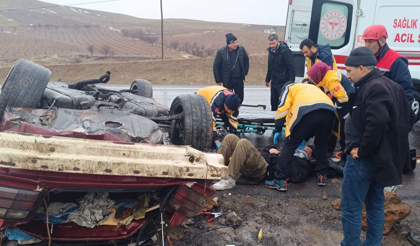 Nevşehir'de kontrolden çıkan otomobil takla attı: 3 yaralı