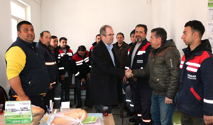 Uçhisar Belediye Başkanı Çamcı'dan baklavalı teşekkür