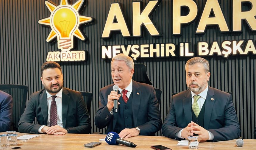 Hulusi Akar AK Parti Nevşehir İl Başkanlığını Ziyaret Etti