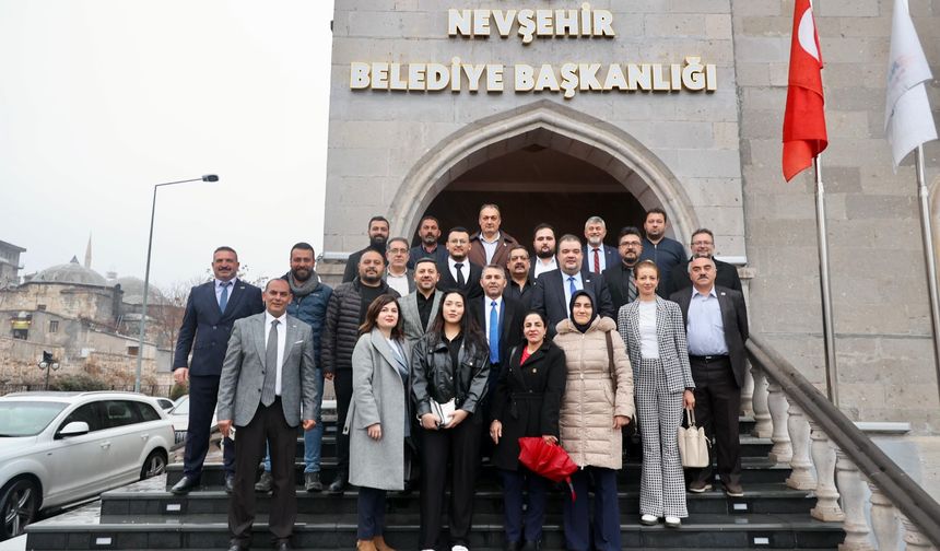 Anahtar Parti Heyetinden Başkan Arı’ya Ziyaret