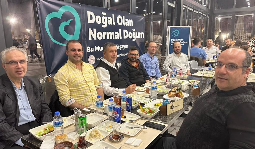 Nevşehir’de doğal olan normal doğum temalı iftar