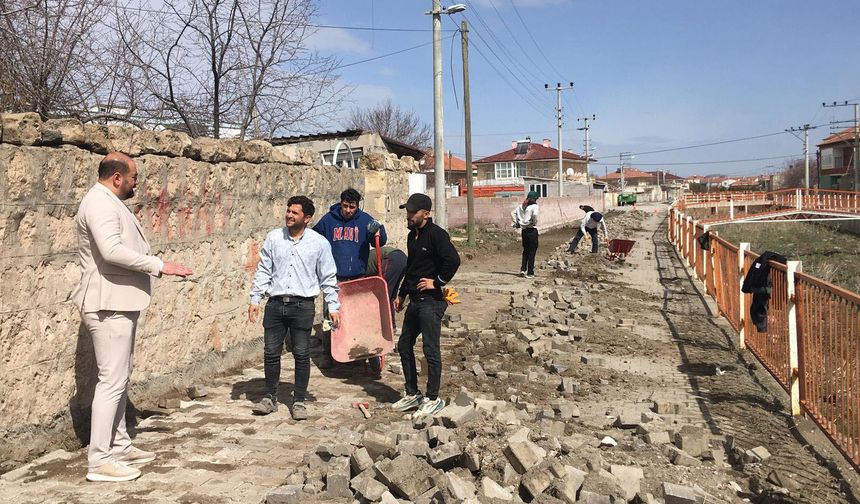 Kaymaklı'da bozulan yollar onarılıyor