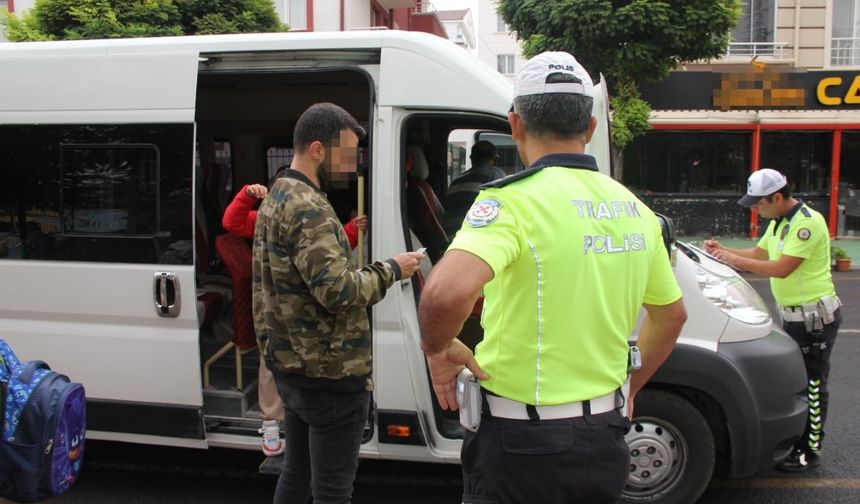 Nevşehir'de servis araçları ve okul çevreleri denetlendi