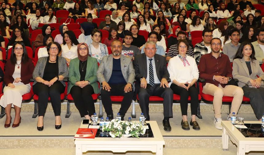 NEVÜ'de Hemşirelik Haftası: "Klinikten Profesörlüğe Hemşirelik" Söyleşi