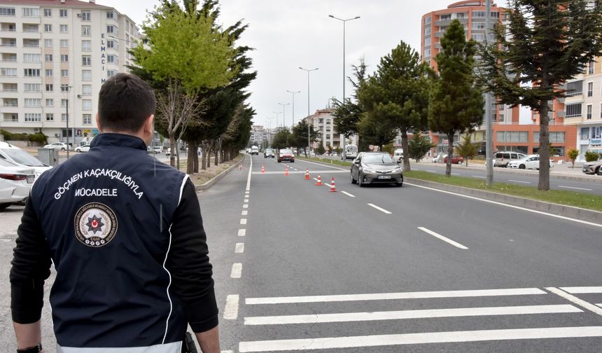 Nevşehir'de yabancı uyruklu 2 kişi sınır dışı edildi