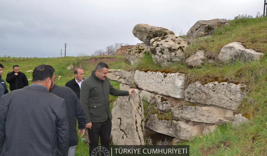 Kozaklı'da Yüzlerce Metre Uzunluğunda Mağara Keşfedildi...