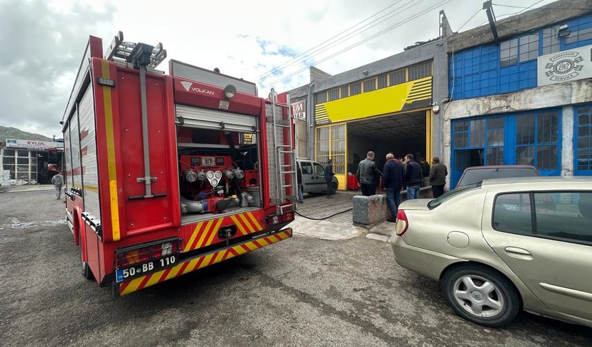 Nevşehir oto tamir atölyesinde soba kaynaklı yangın