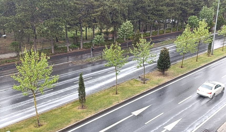 Nevşehir'de yağış sonrası yollar köpürdü