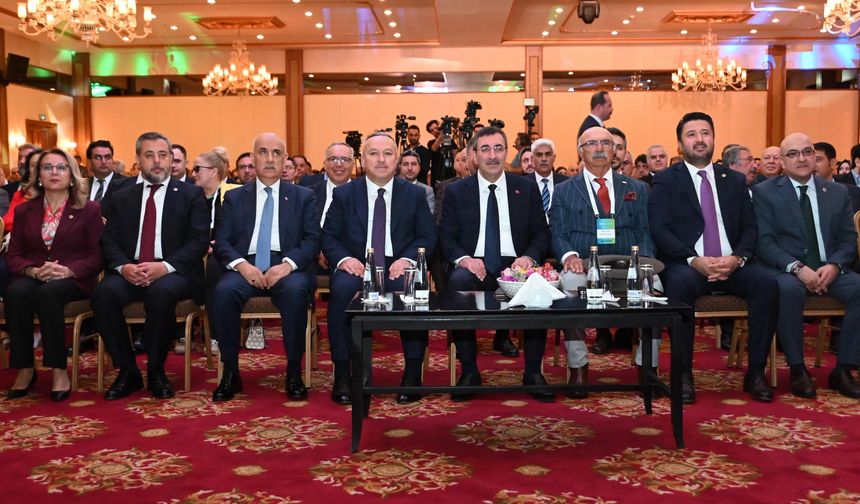 Jeotermal Yatırım Zirvesi Ürgüp'te düzenlendi