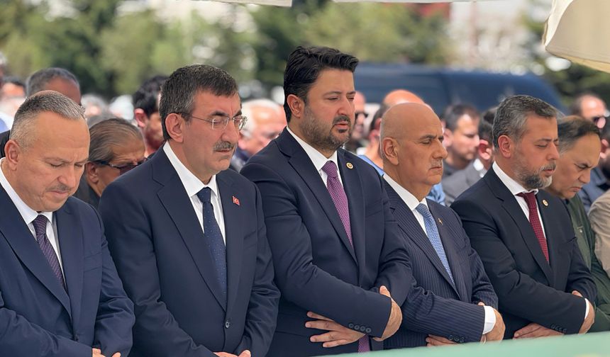 Dr. Levent Uluğlar'ın annesi toprağa verildi