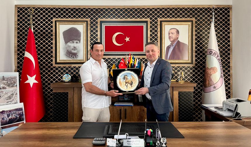 Macar-Turan Vakfı Başkanı'ndan Ortahisar'da Başkan Ateş'e ziyaret