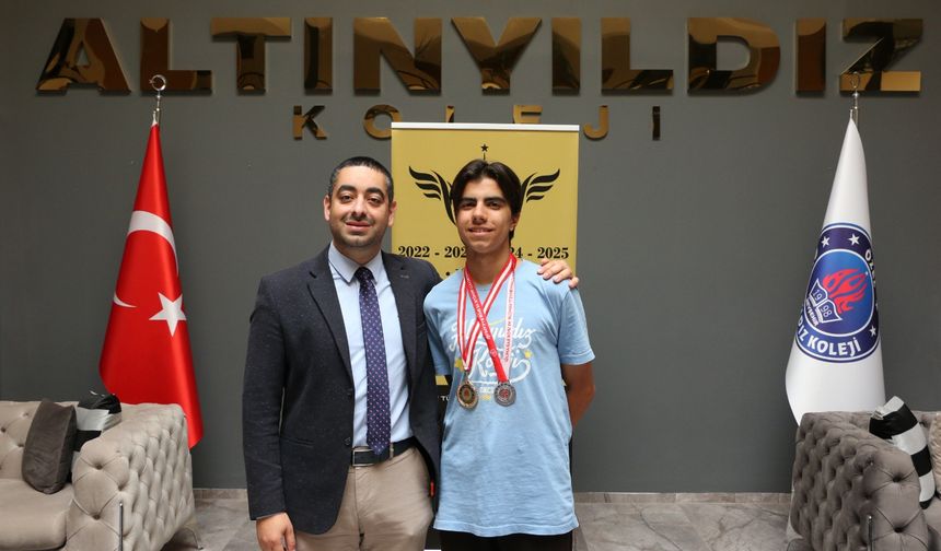Altınyıldız Koleji Fen Lisesi Satrançta İl İkincisi