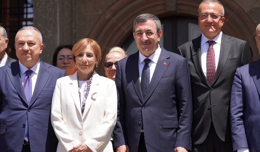 Cumhurbaşkanı Yardımcısı Yılmaz Kapadokya Üniversitesini ziyaret etti