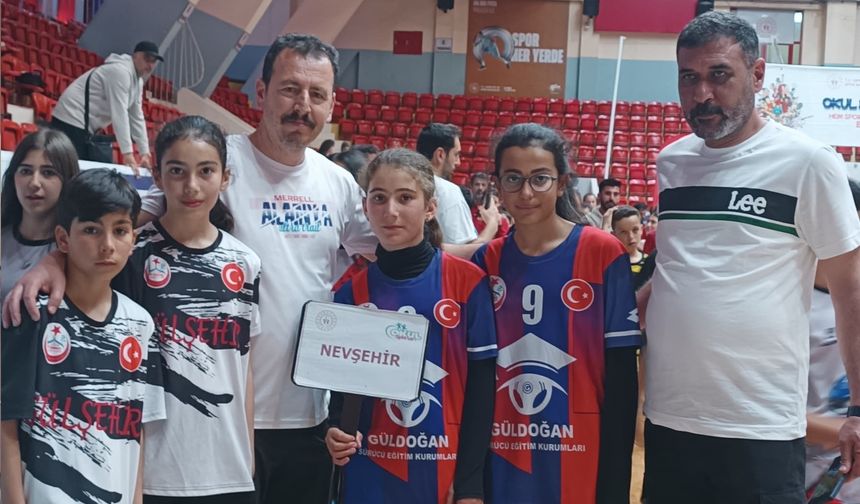 Gülşehir 15 Temmuz Şehitleri AİHL Başarıya Doymuyor