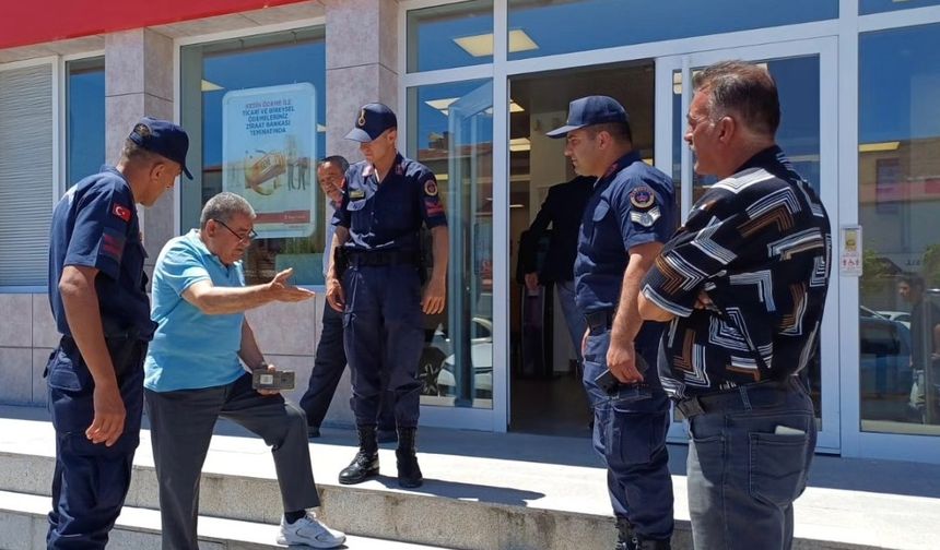 Nevşehir'de dolandırılmaktan son anda jandarma kurtardı