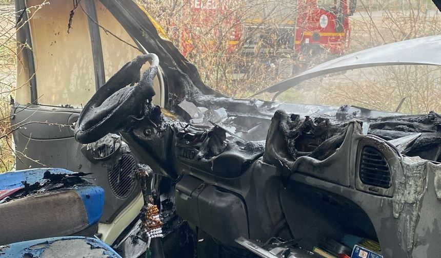 Nevşehir'de minibüste çıkan yangın söndürüldü