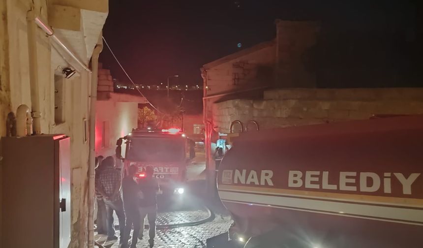 Nar kasabasında çıkan yangın korkuttu