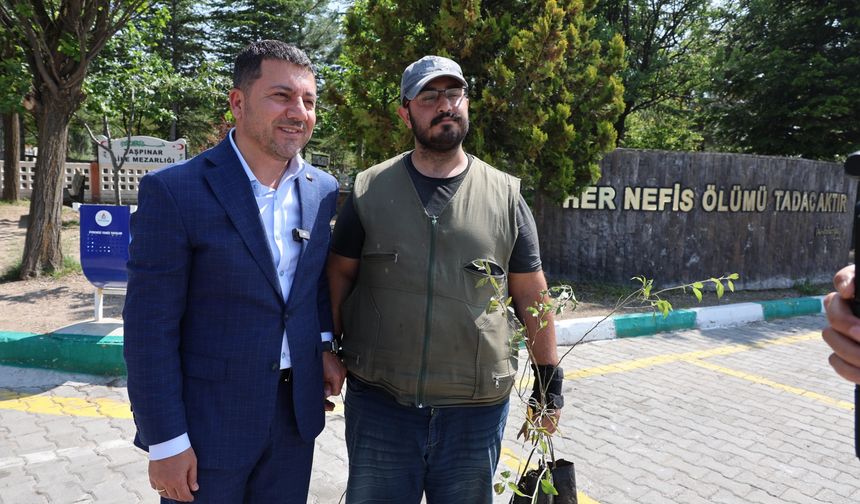 Nevşehir’de 3 bin 500 adet badem fidanı dağıtıldı