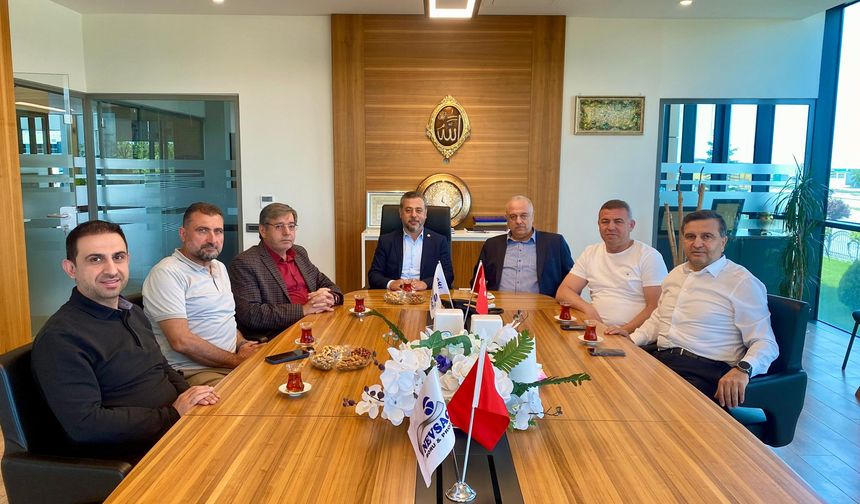 Milletvekili Özgün'den NEVSAC'a tebrik ziyareti