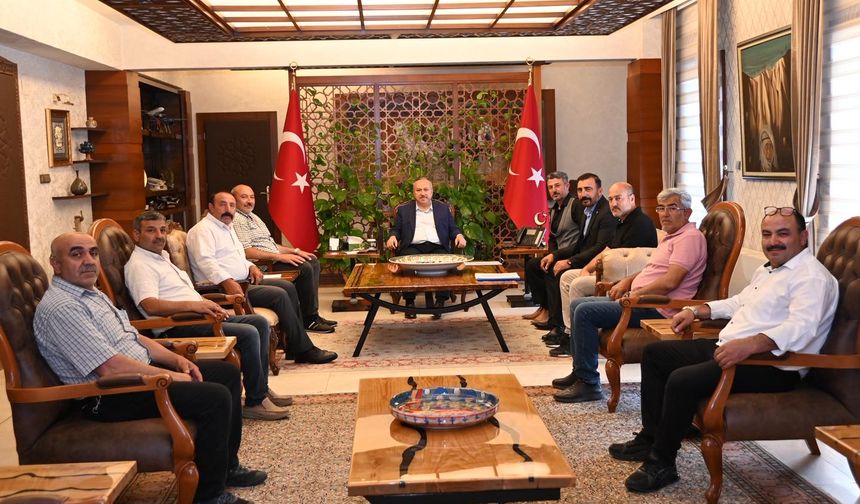Vali Fidan, Köy Muhtarlarını makamında ağırladı