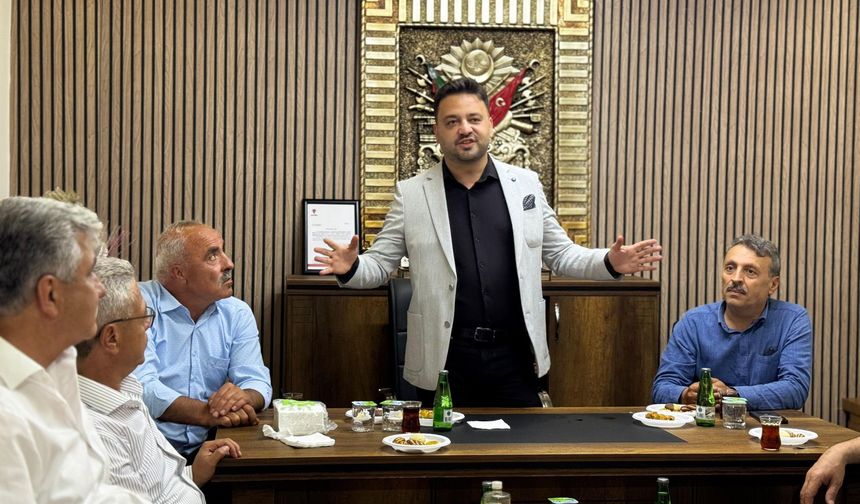 AK Parti Yazıhüyük Belde Başkanlığı Hizmet Binası Açıldı