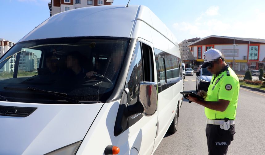 Nevşehir'de okul çevresi ve servis araçları denetlendi