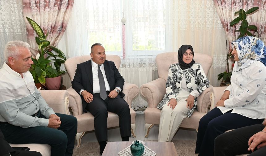 Vali Fidan'dan Nevşehirli Gazi Jandarma Er Ferhat Sönmez ve ailesine bayram ziyareti