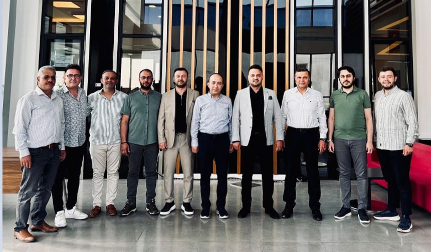 AK Parti İl Başkanı Aygün'den NEVSAC'a tebrik ziyareti