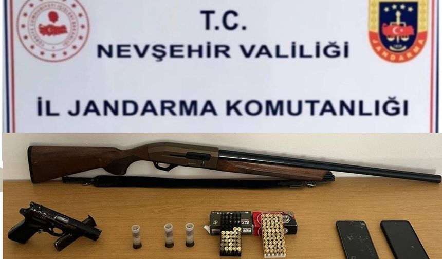 Nevşehir'de ruhsatsız tabanca ve av tüfeği ele geçirildi