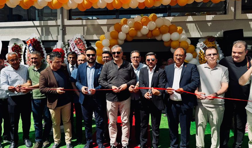 NEVYAP Yapı Market Görkemli Bir Törenle Açıldı