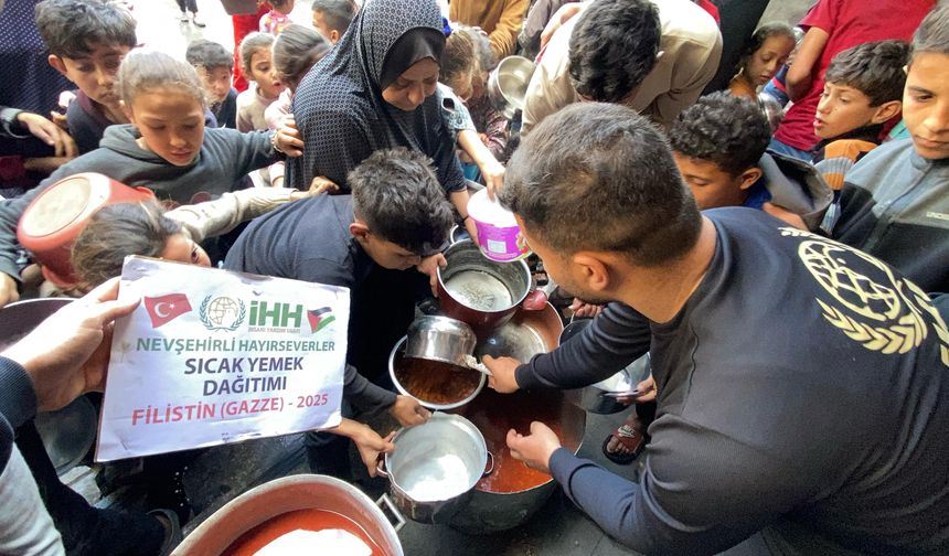 Nevşehir İHH’dan Gazze’ye Umut Olan Sıcak Yemek Yardımı