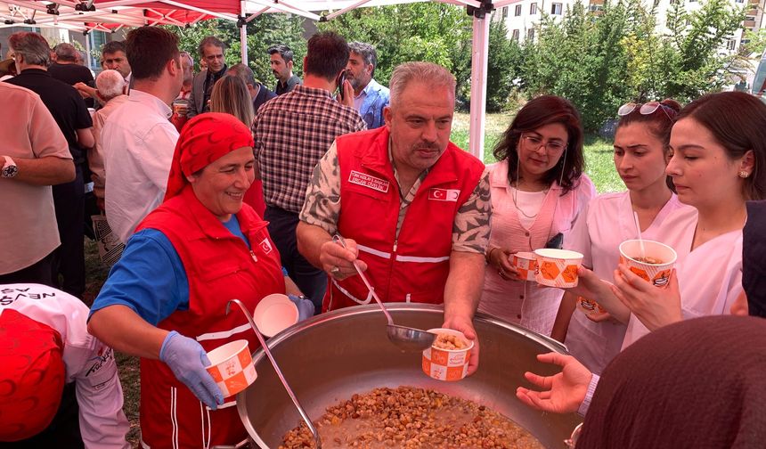 Nevşehir Aşevi Muharrem Ayında 8 Bin Kişiye Aşure Dağıttı !