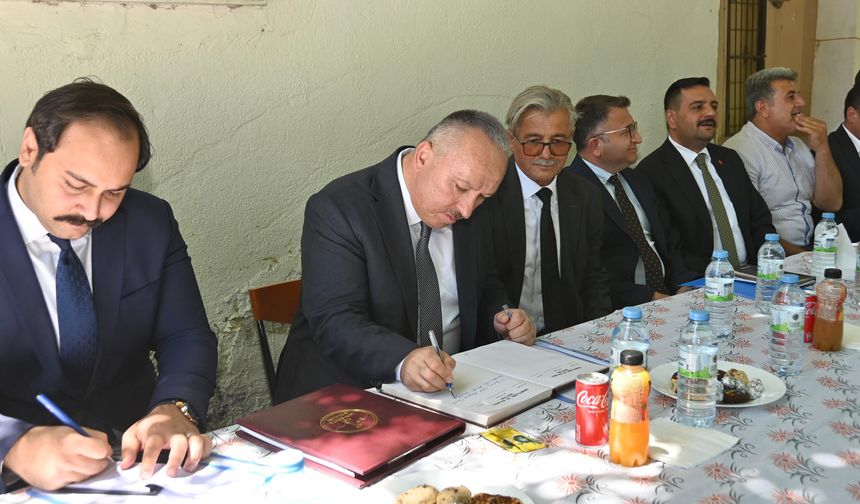 Vali Fidan, Acıgöl’ün Köylerinde Vatandaşlarla Buluştu