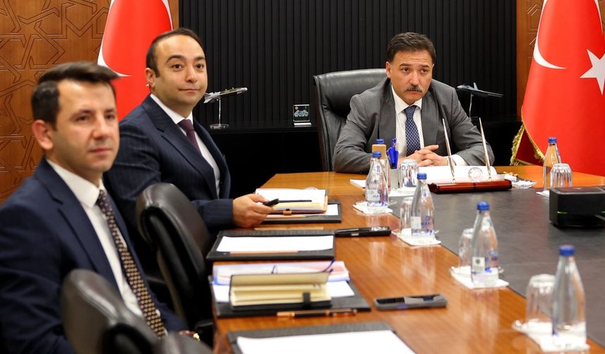 Düzensiz Göçle Mücadelede 5 İlin Valisi Video Konferansla Buluştu