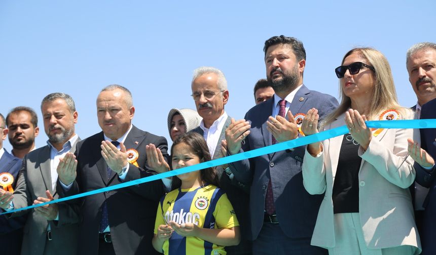 Bakan Uraloğlu, Tarihi Avanos Köprüsü'nün açılışını yaptı