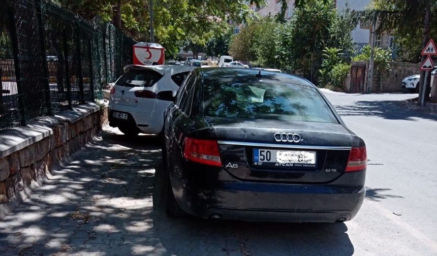Nevşehir’de Yayalar Yolda, Araçlar Kaldırımda!