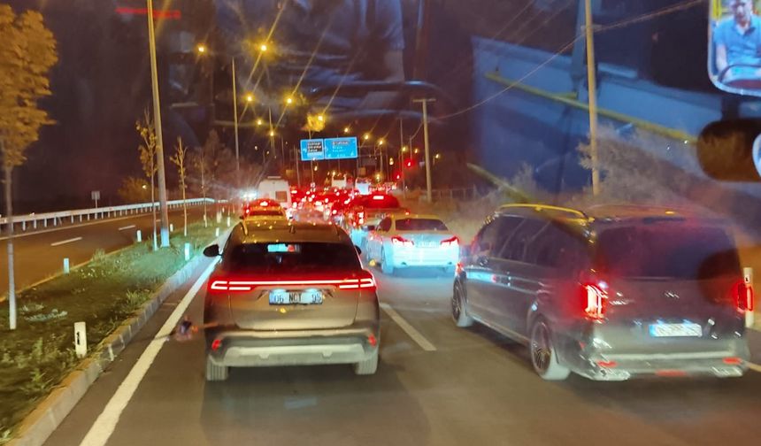 Uçhisar kavşağındaki ışık sürelerine tepki!