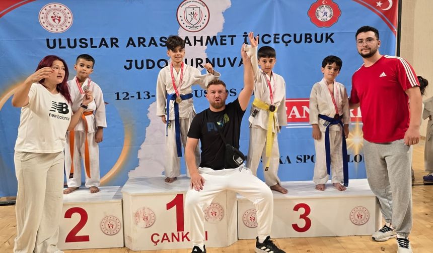 Çankırı’da Düzenlenen Judo Turnuvasında Nevşehir Rüzgârı